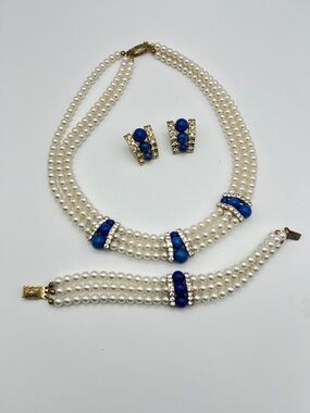 VINTAGE Faux Pearl Set • Blue Stone • Rhinestone • Necklace Bracelet Earrings